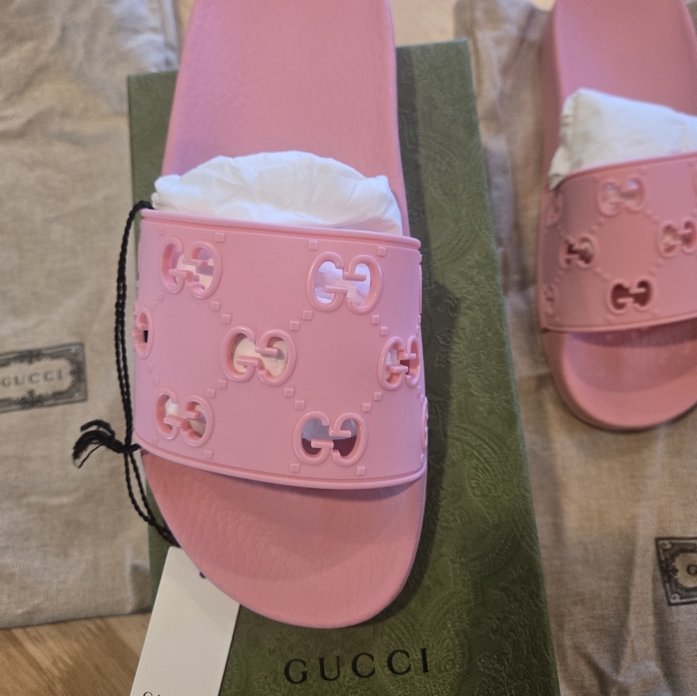 Gucci Slides - Pink